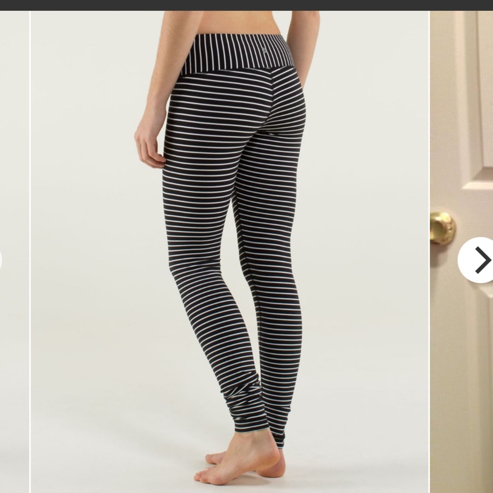 Lululemon SET Wunder Under Pant
Parallel Stripe and bra Black White / Black